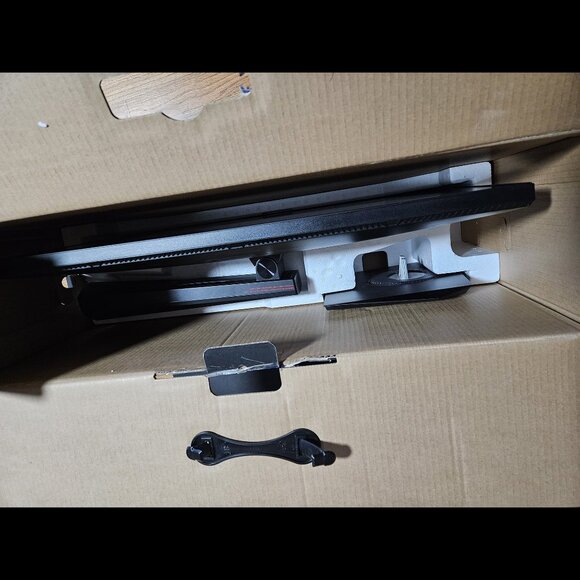 ASUS VG279Q 27" Full HD 1080p IPS 144Hz 1ms (MPRT) DP HDMI DVI Gaming Monitor - Picture 4 of 4